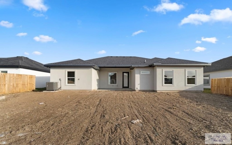 721 KAYLEE DR, LA FERIA, TX 78559, 4 Bedrooms Bedrooms, ,2 BathroomsBathrooms,Residential,For Sale,721 KAYLEE DR,29762653