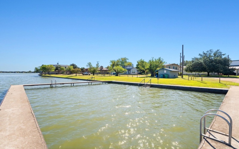 125 Channel Dr, Sunrise Beach, TX 78643, 3 Bedrooms Bedrooms, ,2 BathroomsBathrooms,Residential,For Sale,125 Channel Dr,172850