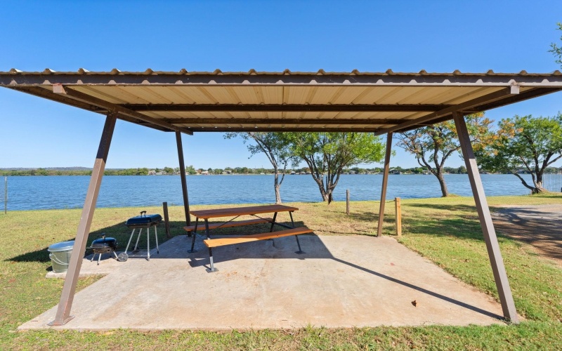 125 Channel Dr, Sunrise Beach, TX 78643, 3 Bedrooms Bedrooms, ,2 BathroomsBathrooms,Residential,For Sale,125 Channel Dr,172850