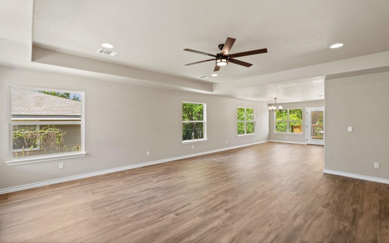 125 Channel Dr, Sunrise Beach, TX 78643, 3 Bedrooms Bedrooms, ,2 BathroomsBathrooms,Residential,For Sale,125 Channel Dr,172850