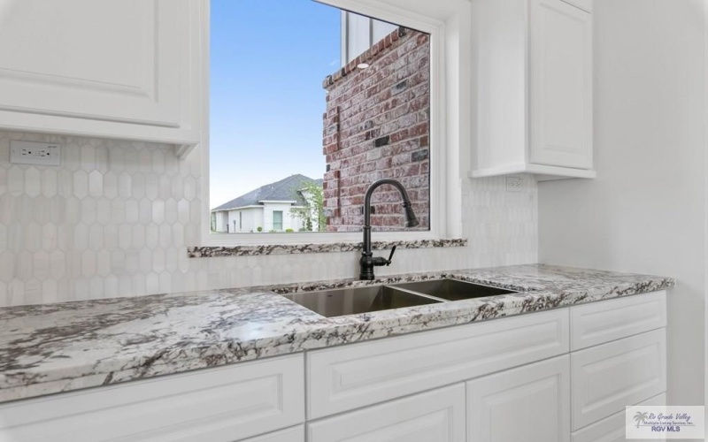 3405 PEBBLE BEACH DR., HARLINGEN, TX 78550, 3 Habitaciones Habitaciones , ,2 BañosBaños,Residential,En Venta,3405 PEBBLE BEACH DR.,29764806