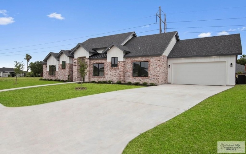 3405 PEBBLE BEACH DR., HARLINGEN, TX 78550, 3 Habitaciones Habitaciones , ,2 BañosBaños,Residential,En Venta,3405 PEBBLE BEACH DR.,29764806