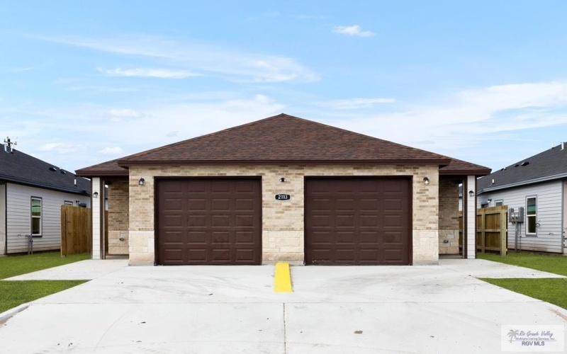 2113 PLAINS RD. #A, LA FERIA, TX 78559, 2 Bedrooms Bedrooms, ,2 BathroomsBathrooms,Residential Lease,For Rent,2113 PLAINS RD.,29762654