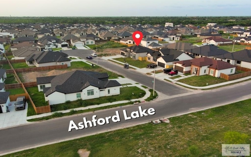 7410 CONVERSE LAKE, BROWNSVILLE, TX 78520, 4 Habitaciones Habitaciones , ,3 BañosBaños,Residential,En Venta,7410 CONVERSE LAKE,29764826