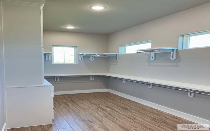 3414 BRYAN DR., HARLINGEN, TX 78550, 4 Habitaciones Habitaciones , ,3 BañosBaños,Residential,En Venta,3414 BRYAN DR.,29764999