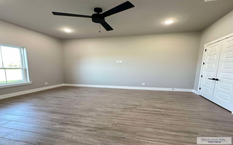 3414 BRYAN DR., HARLINGEN, TX 78550, 4 Habitaciones Habitaciones , ,3 BañosBaños,Residential,En Venta,3414 BRYAN DR.,29764999