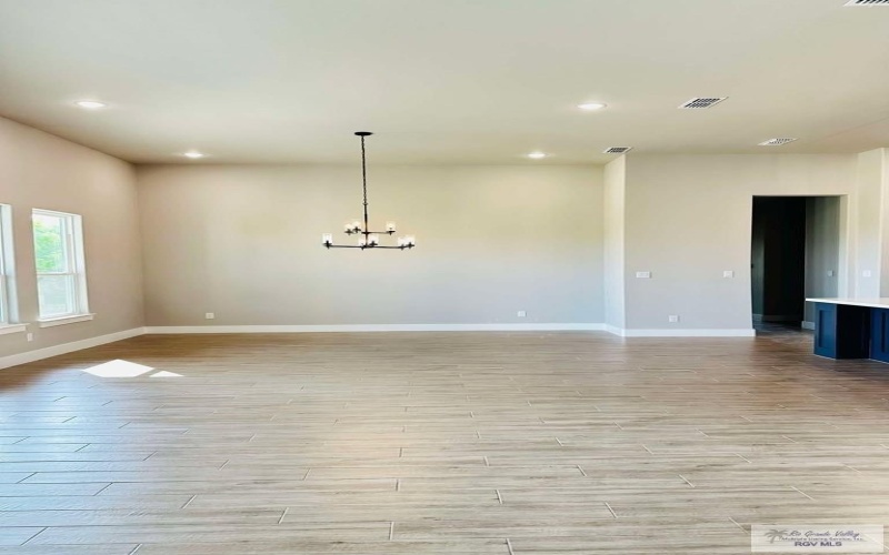 3414 BRYAN DR., HARLINGEN, TX 78550, 4 Habitaciones Habitaciones , ,3 BañosBaños,Residential,En Venta,3414 BRYAN DR.,29764999
