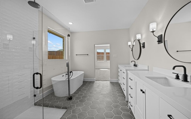 748 Rustic Ridge Drive, Lavon, TX 75166, 4 Bedrooms Bedrooms, ,3 BathroomsBathrooms,Residential,For Sale,748 Rustic Ridge Drive,20868764