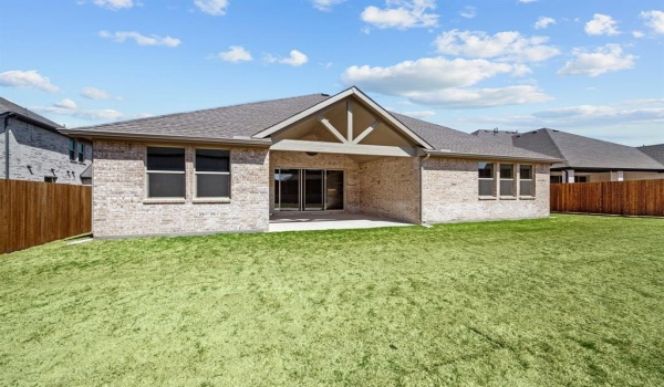 748 Rustic Ridge Drive, Lavon, TX 75166, 4 Bedrooms Bedrooms, ,3 BathroomsBathrooms,Residential,For Sale,748 Rustic Ridge Drive,20868764