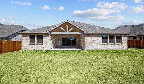 748 Rustic Ridge Drive, Lavon, TX 75166, 4 Bedrooms Bedrooms, ,3 BathroomsBathrooms,Residential,For Sale,748 Rustic Ridge Drive,20868764