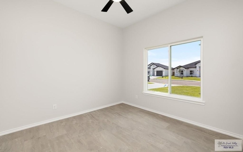 324 N LEON AVE, ELSA, TX 78543, 3 Bedrooms Bedrooms, ,2 BathroomsBathrooms,Residential,For Sale,324 N LEON AVE,29765118