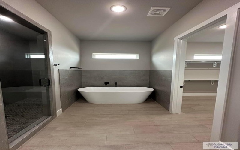 3630 MATTIE LN, HARLINGEN, TX 78550, 4 Habitaciones Habitaciones , ,3 BañosBaños,Residential,En Venta,3630 MATTIE LN,29763131