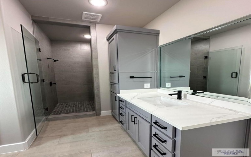 3630 MATTIE LN, HARLINGEN, TX 78550, 4 Habitaciones Habitaciones , ,3 BañosBaños,Residential,En Venta,3630 MATTIE LN,29763131