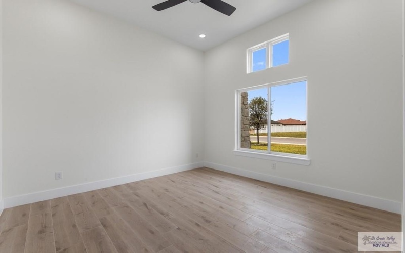1305 THACKER LANE, HARLINGEN, TX 78552, 4 Bedrooms Bedrooms, ,3 BathroomsBathrooms,Residential,For Sale,1305 THACKER LANE,29763218