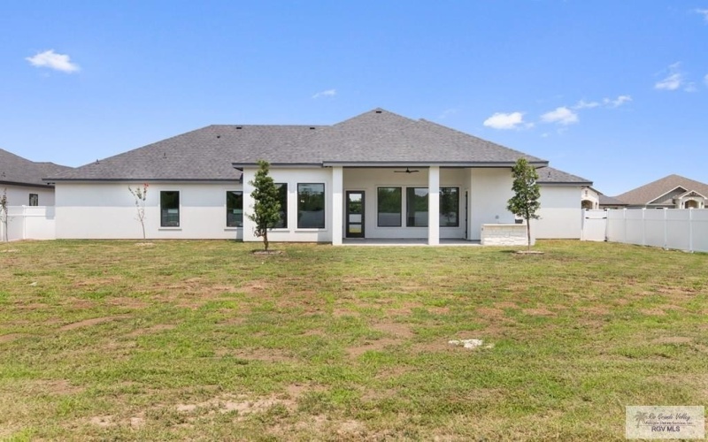 1305 THACKER LANE, HARLINGEN, TX 78552, 4 Bedrooms Bedrooms, ,3 BathroomsBathrooms,Residential,For Sale,1305 THACKER LANE,29763218