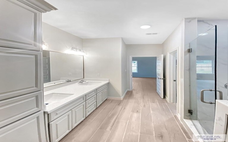 505 INDEPENDENCE AVE, SAN BENITO, TX 78586, 3 Habitaciones Habitaciones , ,2 BañosBaños,Residential,En Venta,505 INDEPENDENCE AVE,29763405