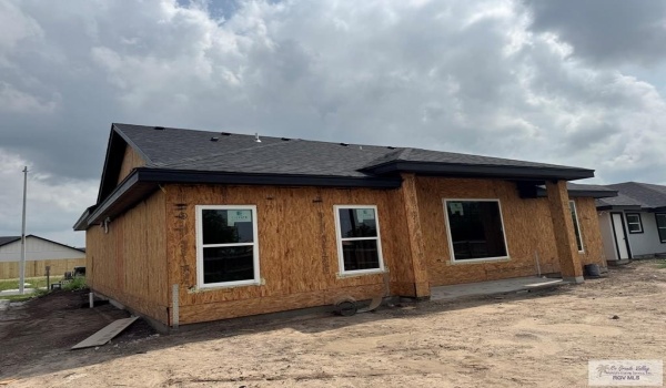 43842 RED VALLEY AVE, BROWNSVILLE, TX 78521, 3 Bedrooms Bedrooms, ,2 BathroomsBathrooms,Residential,For Sale,43842 RED VALLEY AVE,29763433