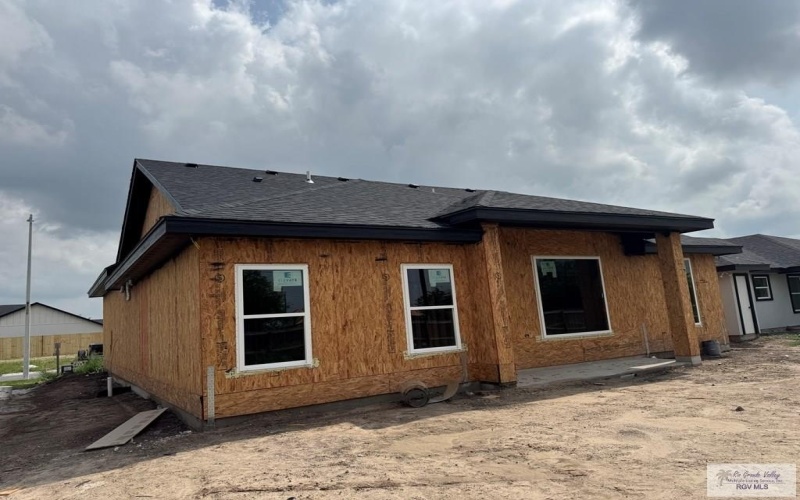 43842 RED VALLEY AVE, BROWNSVILLE, TX 78521, 3 Habitaciones Habitaciones , ,2 BañosBaños,Residential,En Venta,43842 RED VALLEY AVE,29763433