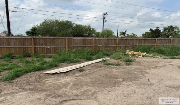 43842 RED VALLEY AVE, BROWNSVILLE, TX 78521, 3 Bedrooms Bedrooms, ,2 BathroomsBathrooms,Residential,For Sale,43842 RED VALLEY AVE,29763433