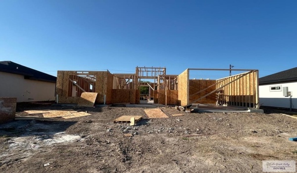 43842 RED VALLEY AVE, BROWNSVILLE, TX 78521, 3 Bedrooms Bedrooms, ,2 BathroomsBathrooms,Residential,For Sale,43842 RED VALLEY AVE,29763433