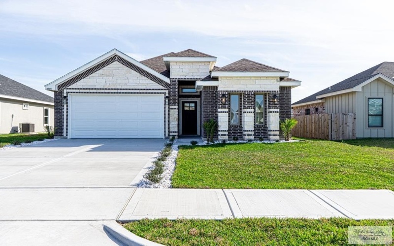 8801 SWAN LAKE DR ##24, HARLINGEN, TX 78552, 3 Bedrooms Bedrooms, ,2 BathroomsBathrooms,Residential,For Sale,8801 SWAN LAKE DR,29763478