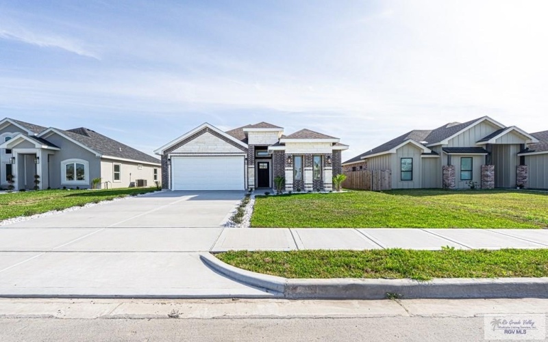 8801 SWAN LAKE DR ##24, HARLINGEN, TX 78552, 3 Bedrooms Bedrooms, ,2 BathroomsBathrooms,Residential,For Sale,8801 SWAN LAKE DR,29763478