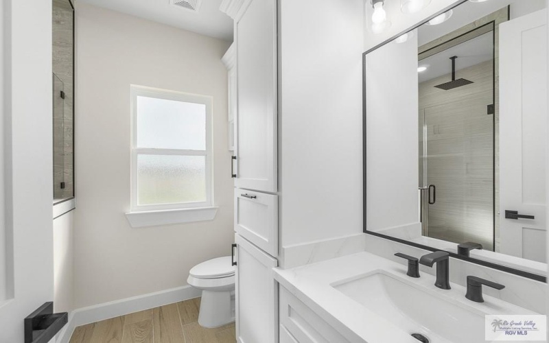 9732 HEIGHTS SOUTH #8, HARLINGEN, TX 78550, 3 Bedrooms Bedrooms, ,2 BathroomsBathrooms,Residential,For Sale,9732 HEIGHTS SOUTH,29763549