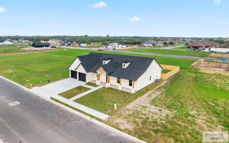 9732 HEIGHTS SOUTH #8, HARLINGEN, TX 78550, 3 Bedrooms Bedrooms, ,2 BathroomsBathrooms,Residential,For Sale,9732 HEIGHTS SOUTH,29763549