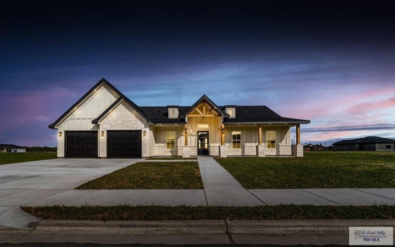 9732 HEIGHTS SOUTH #8, HARLINGEN, TX 78550, 3 Bedrooms Bedrooms, ,2 BathroomsBathrooms,Residential,For Sale,9732 HEIGHTS SOUTH,29763549