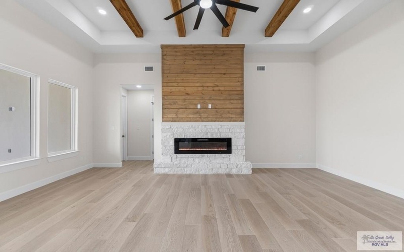 9732 HEIGHTS SOUTH #8, HARLINGEN, TX 78550, 3 Bedrooms Bedrooms, ,2 BathroomsBathrooms,Residential,For Sale,9732 HEIGHTS SOUTH,29763549