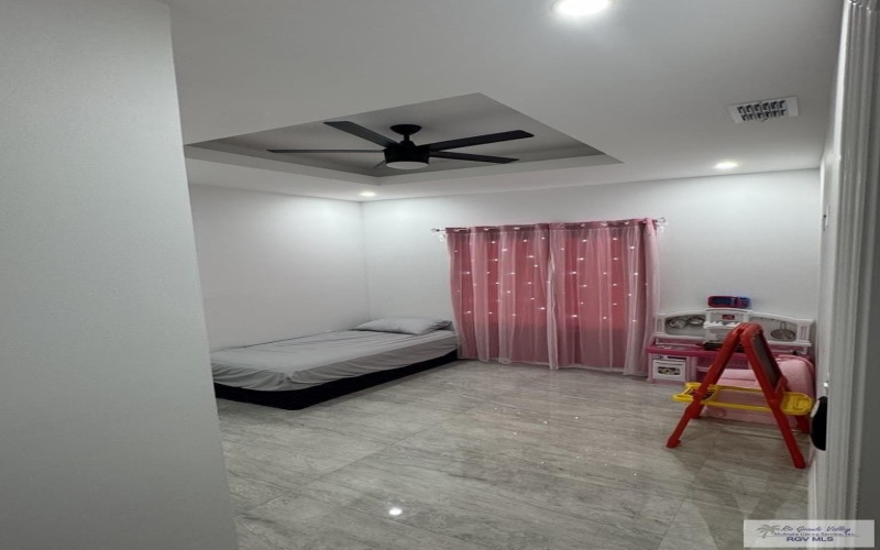 32645 MAYRA ST, LOS FRESNOS, TX 78566, 4 Bedrooms Bedrooms, ,3 BathroomsBathrooms,Residential,For Sale,32645 MAYRA ST,29763735