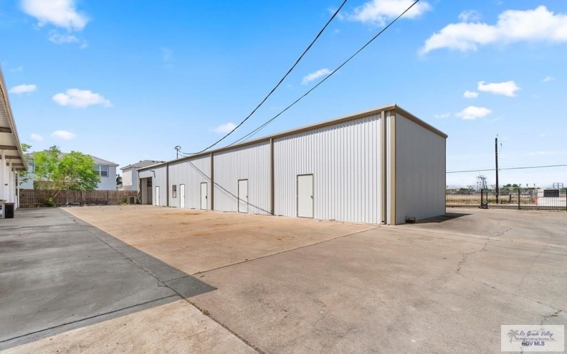 3202 E GRIMES RD #1, HARLINGEN, TX 78550, ,Commercial Sale,For Sale,3202 E GRIMES RD,29763915