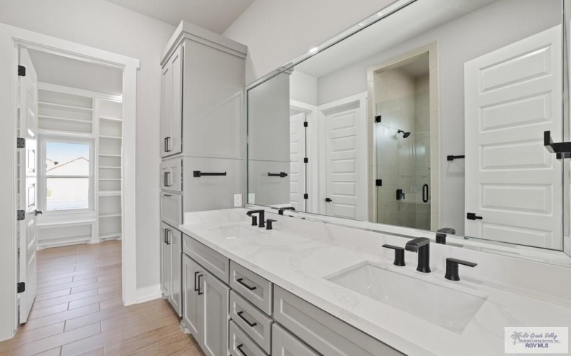 3606 TREASURE HILLS BLVD., HARLINGEN, TX 78550, 4 Bedrooms Bedrooms, ,3 BathroomsBathrooms,Residential,For Sale,3606 TREASURE HILLS BLVD.,29764041