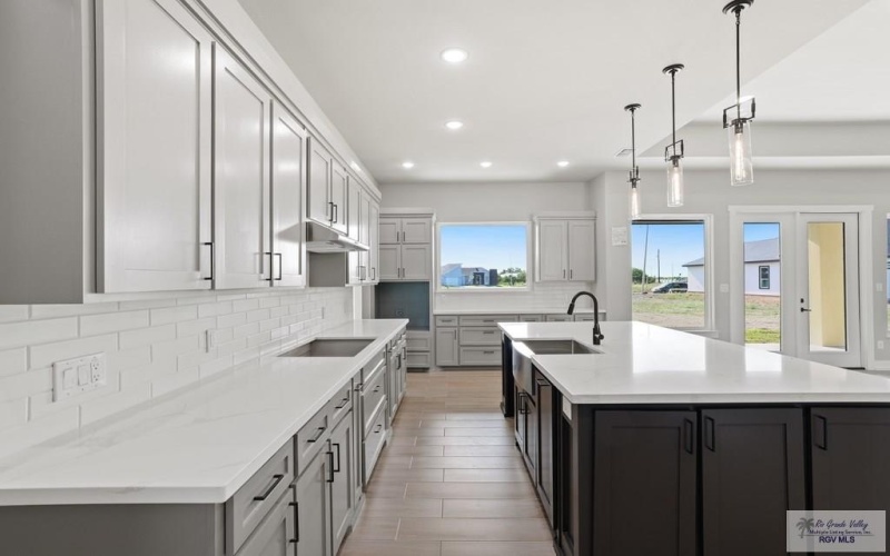 3606 TREASURE HILLS BLVD., HARLINGEN, TX 78550, 4 Bedrooms Bedrooms, ,3 BathroomsBathrooms,Residential,For Sale,3606 TREASURE HILLS BLVD.,29764041