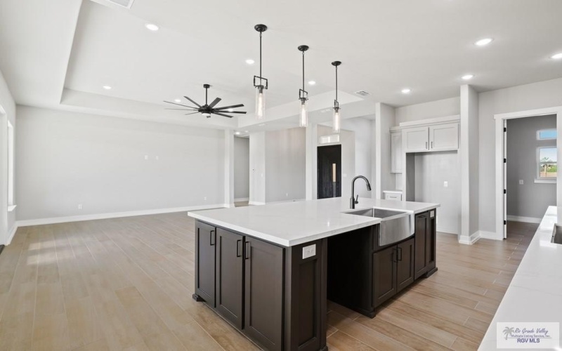 3606 TREASURE HILLS BLVD., HARLINGEN, TX 78550, 4 Bedrooms Bedrooms, ,3 BathroomsBathrooms,Residential,For Sale,3606 TREASURE HILLS BLVD.,29764041