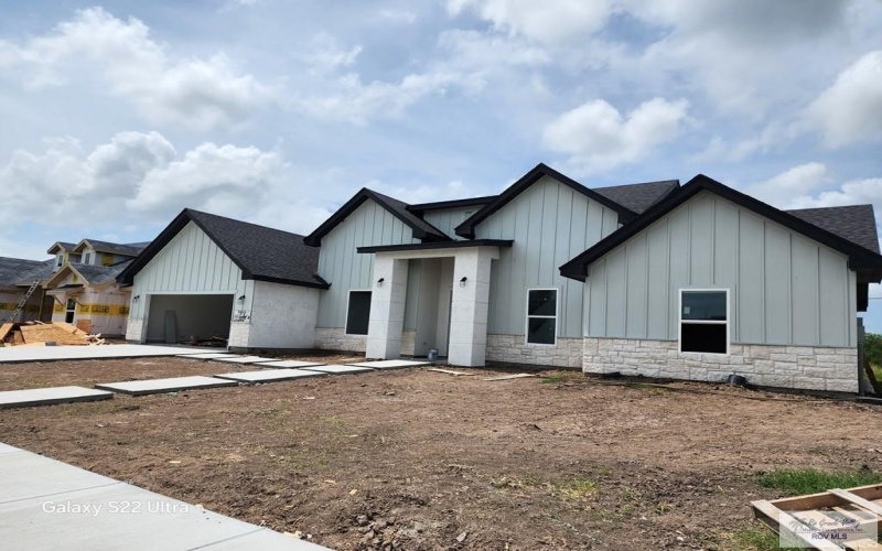 9848 HEIGHTS NORTH, HARLINGEN, TX 78552, 4 Bedrooms Bedrooms, ,3 BathroomsBathrooms,Residential,For Sale,9848 HEIGHTS NORTH,29764201