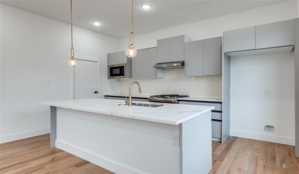2613 Calvin Street #7, Dallas, TX 75204, 2 Habitaciones Habitaciones , ,2 BañosBaños,Residential Lease,En Alquiler,2613 Calvin Street,20866729