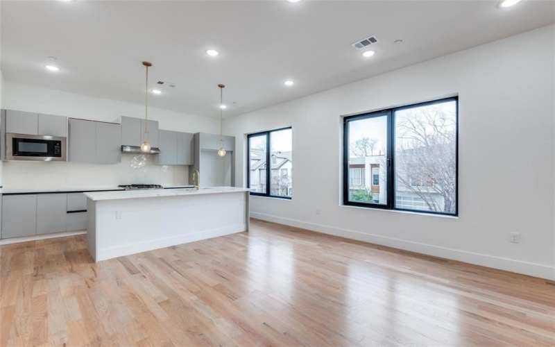 2613 Calvin Street #7, Dallas, TX 75204, 2 Habitaciones Habitaciones , ,2 BañosBaños,Residential Lease,En Alquiler,2613 Calvin Street,20866729