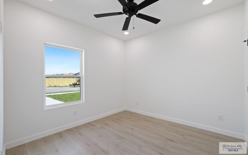 6017 DAKOTA ROSE CIR, BROWNSVILLE, TX 78521, 4 Bedrooms Bedrooms, ,2 BathroomsBathrooms,Residential,For Sale,6017 DAKOTA ROSE CIR,29764285