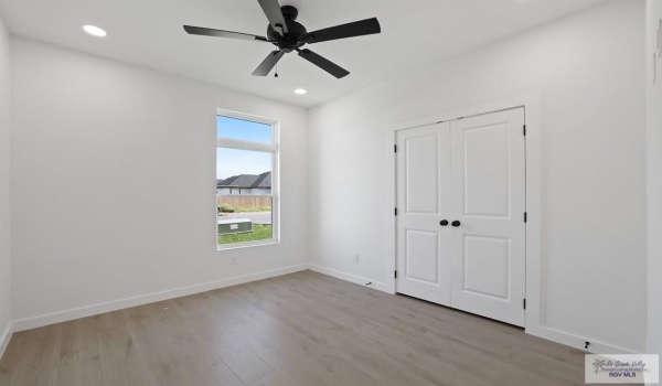 6017 DAKOTA ROSE CIR, BROWNSVILLE, TX 78521, 4 Bedrooms Bedrooms, ,2 BathroomsBathrooms,Residential,For Sale,6017 DAKOTA ROSE CIR,29764285