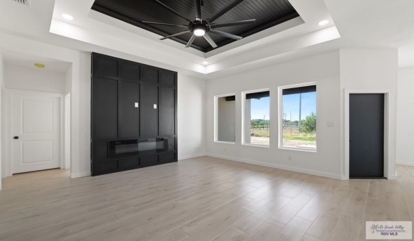 6017 DAKOTA ROSE CIR, BROWNSVILLE, TX 78521, 4 Bedrooms Bedrooms, ,2 BathroomsBathrooms,Residential,For Sale,6017 DAKOTA ROSE CIR,29764285