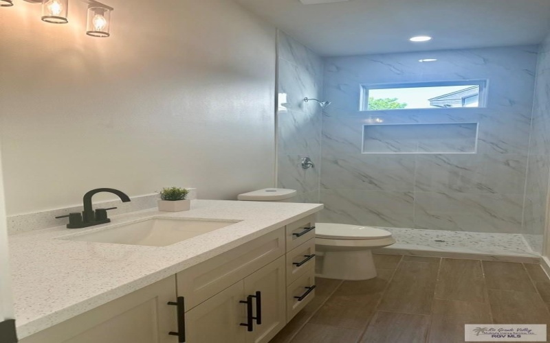 4516 DAYBREAK DR, BROWNSVILLE, TX 78521, 3 Bedrooms Bedrooms, ,2 BathroomsBathrooms,Residential,For Sale,4516 DAYBREAK DR,29764475