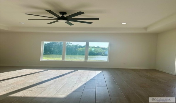 4516 DAYBREAK DR, BROWNSVILLE, TX 78521, 3 Bedrooms Bedrooms, ,2 BathroomsBathrooms,Residential,For Sale,4516 DAYBREAK DR,29764475