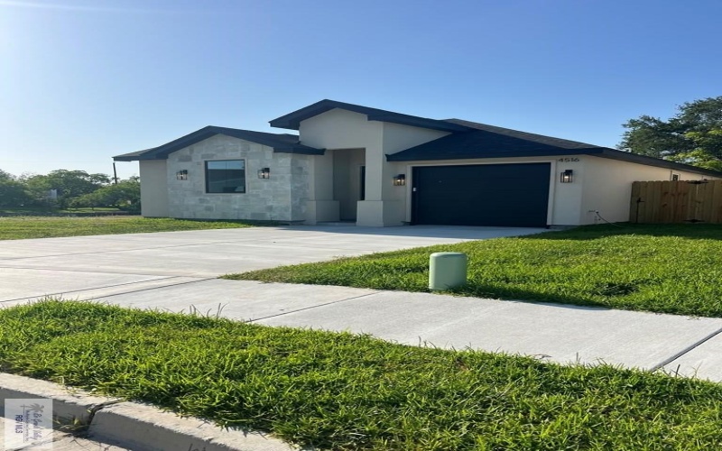 4516 DAYBREAK DR, BROWNSVILLE, TX 78521, 3 Bedrooms Bedrooms, ,2 BathroomsBathrooms,Residential,For Sale,4516 DAYBREAK DR,29764475