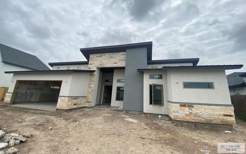 9545 LAKE JOHN, LOS FRESNOS, TX 78566, 4 Habitaciones Habitaciones , ,2 BañosBaños,Residential,En Venta,9545 LAKE JOHN,29764737