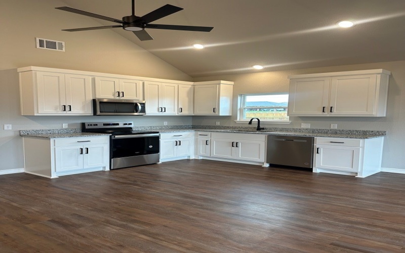 301 Paschall RD, Mabank, TX 75147, 3 Bedrooms Bedrooms, ,2 BathroomsBathrooms,Residential,For Sale,301 Paschall RD,108356