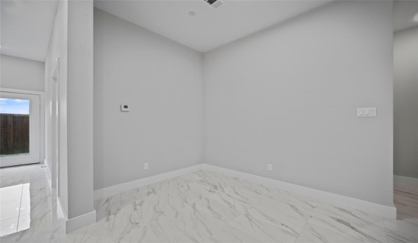 4424 fatima Drive, Irving, TX 75062, 4 Bedrooms Bedrooms, ,3 BathroomsBathrooms,Residential,For Sale,4424 fatima Drive,20866738