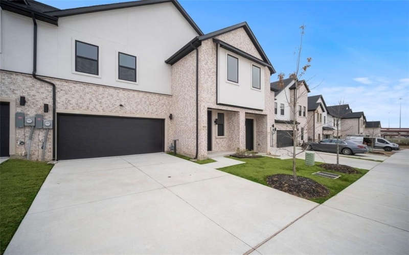 4424 fatima Drive, Irving, TX 75062, 4 Bedrooms Bedrooms, ,3 BathroomsBathrooms,Residential,For Sale,4424 fatima Drive,20866738