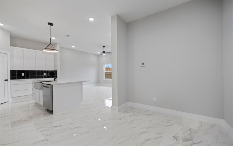 4424 fatima Drive, Irving, TX 75062, 4 Bedrooms Bedrooms, ,3 BathroomsBathrooms,Residential,For Sale,4424 fatima Drive,20866738