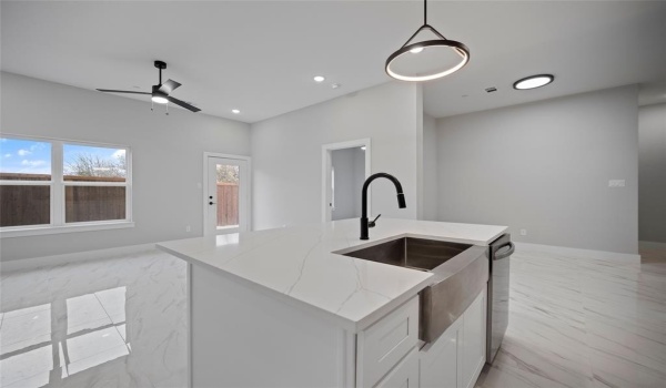 4424 fatima Drive, Irving, TX 75062, 4 Bedrooms Bedrooms, ,3 BathroomsBathrooms,Residential,For Sale,4424 fatima Drive,20866738